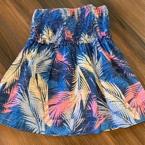 Tropical strapless top
